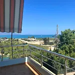 Διαμέρισμα Onis Sea View *