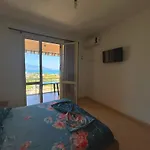 Onis Sea View *