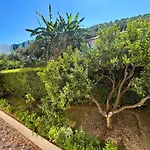 Διαμέρισμα Onis Sea View *