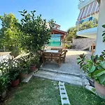 Onis Sea View