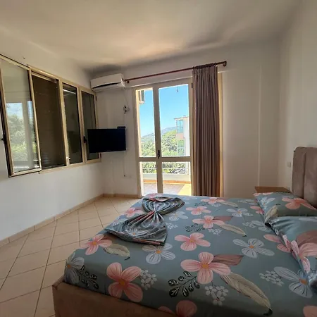 Onis Sea View Apartment *