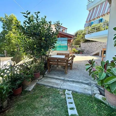 Onis Sea View