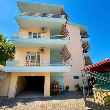 Апартаменты Onis Sea View *